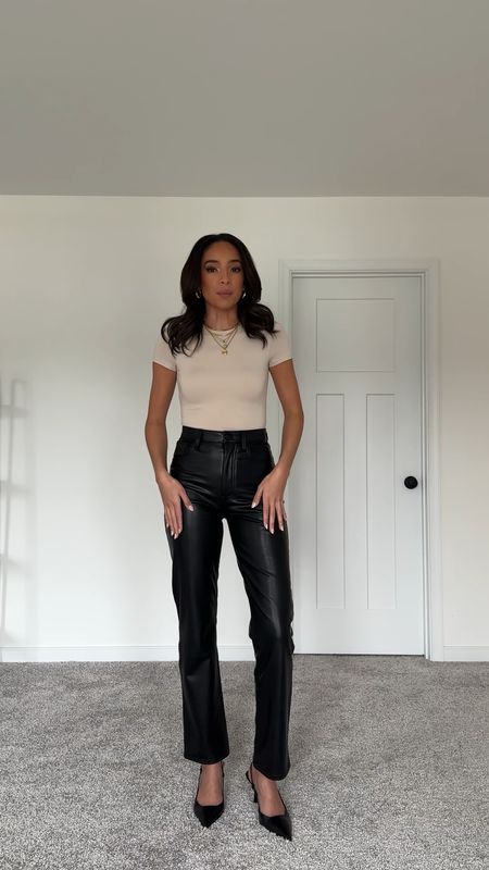 Code AFNENA on Abercrombie! All denim and leather pants are 25% OFF plus 15% OFF with my code and FREE shipping and returns. Wearing a XS in beige bodysuit and 26 reg in leather pants to achieve an ankle length - I’m 5’8”










Denim try on
Leather pants
Denim under $100
Denim haul 
Abercrombie 
Abercrombie denim 
Abercrombie sale

#LTKstyletip #LTKsalealert #LTKunder100