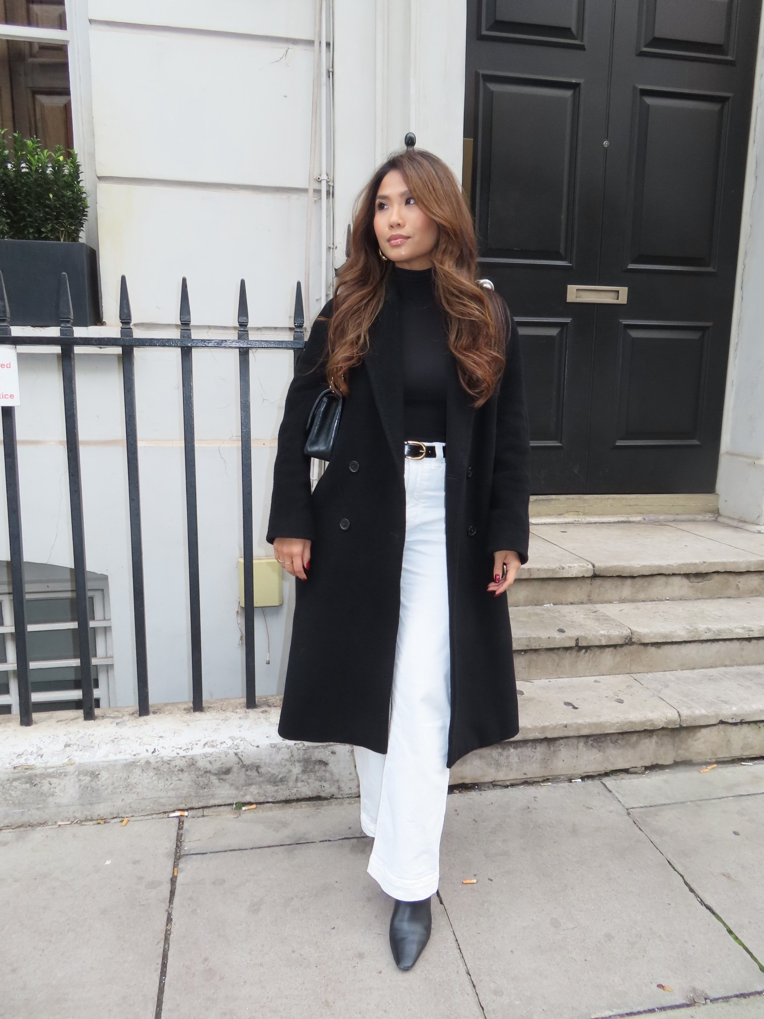 Classic black and white fall look 

Sizing:
Coat - sized down to 2XS regular length
Turtleneck - tts, xs
Belt - tts, xs
Jeans - tts, crop style in tile white in 25 tall for more length
Booties - sized up 1/2 size

#LTKFindsUnder100 #LTKPetite #LTKFindsUnder50