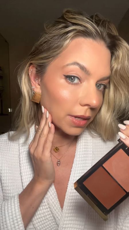 The @tomfordbeauty contour duo is quite literally life changing. Wearing shade intensity 2 (medium.) Available at @sephora!  #Sephora #Ad #TFBxLTKPartner