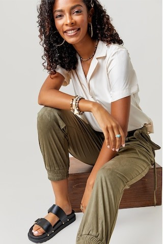 Eloise Short Sleeve Button Down Blouse - francesca's | Francesca's