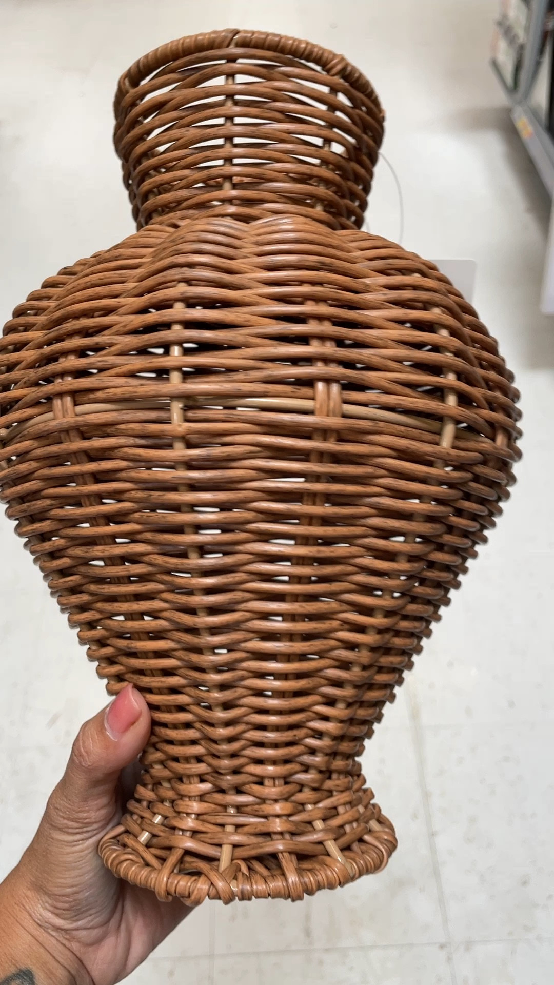 Beautiful woven vase from Walmart! Perfect for fall florals. Only $15! 

#LTKSeasonal #LTKHome #LTKVideo