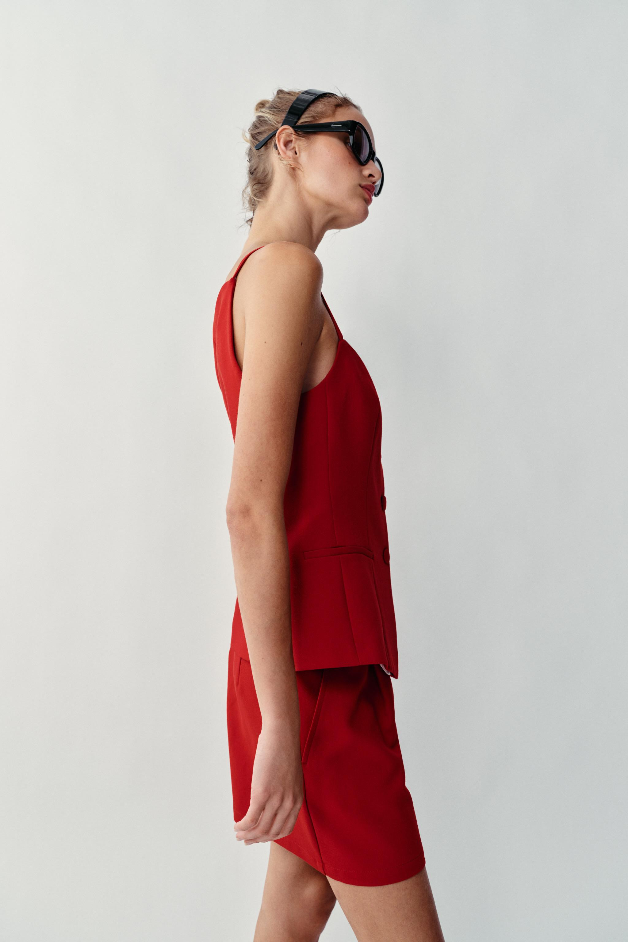 SWEETHEART NECKLINE STRAPPY VEST | Zara US