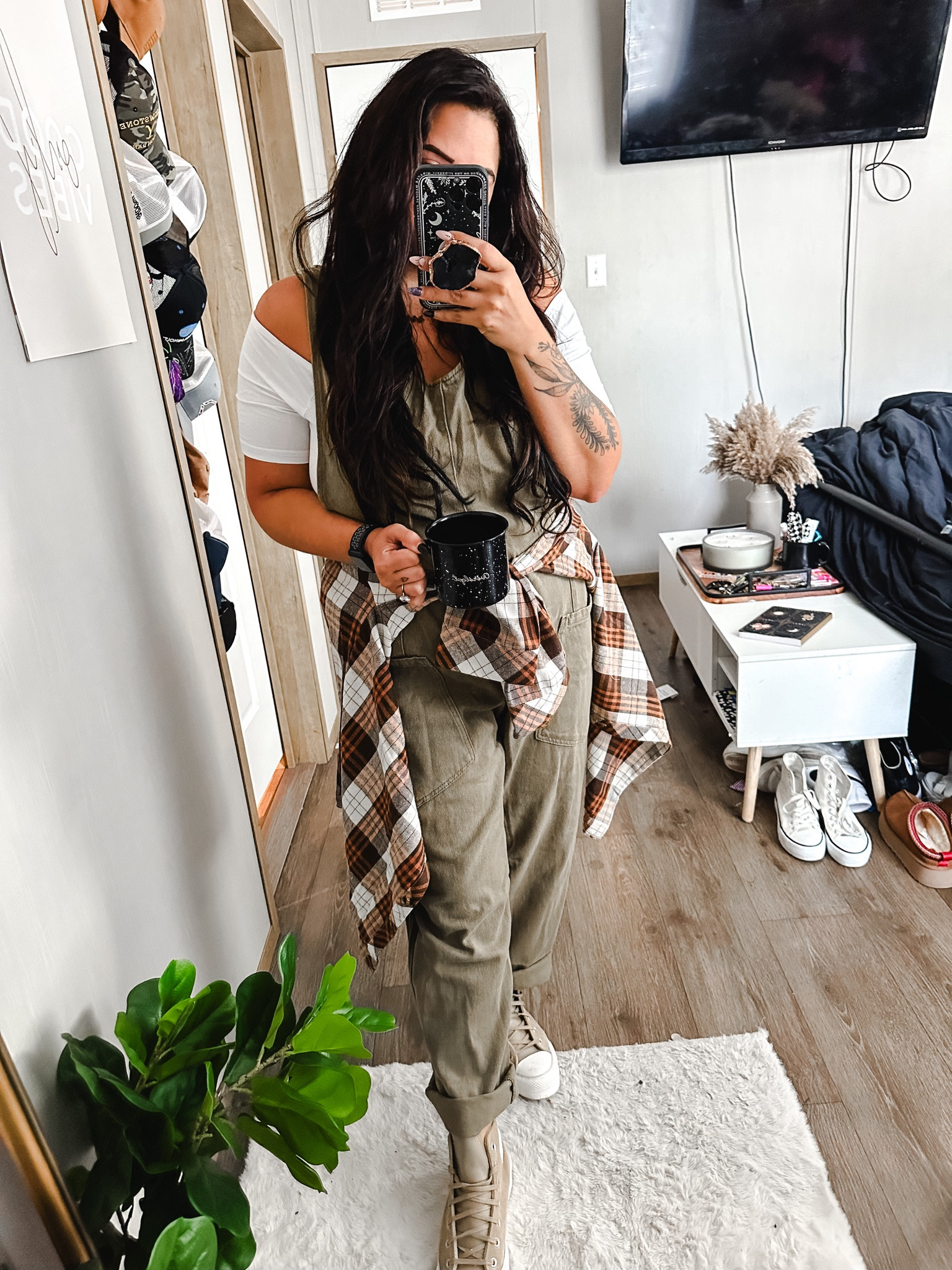 Spring is here and this outfit is the perfect easy outfit! Spring isn’t always pastels and florals 

FP style 
FP inspired 
Free people high roller 
Spring outfit 
Mom outfit 

#LTKplussize #LTKstyletip #LTKSeasonal