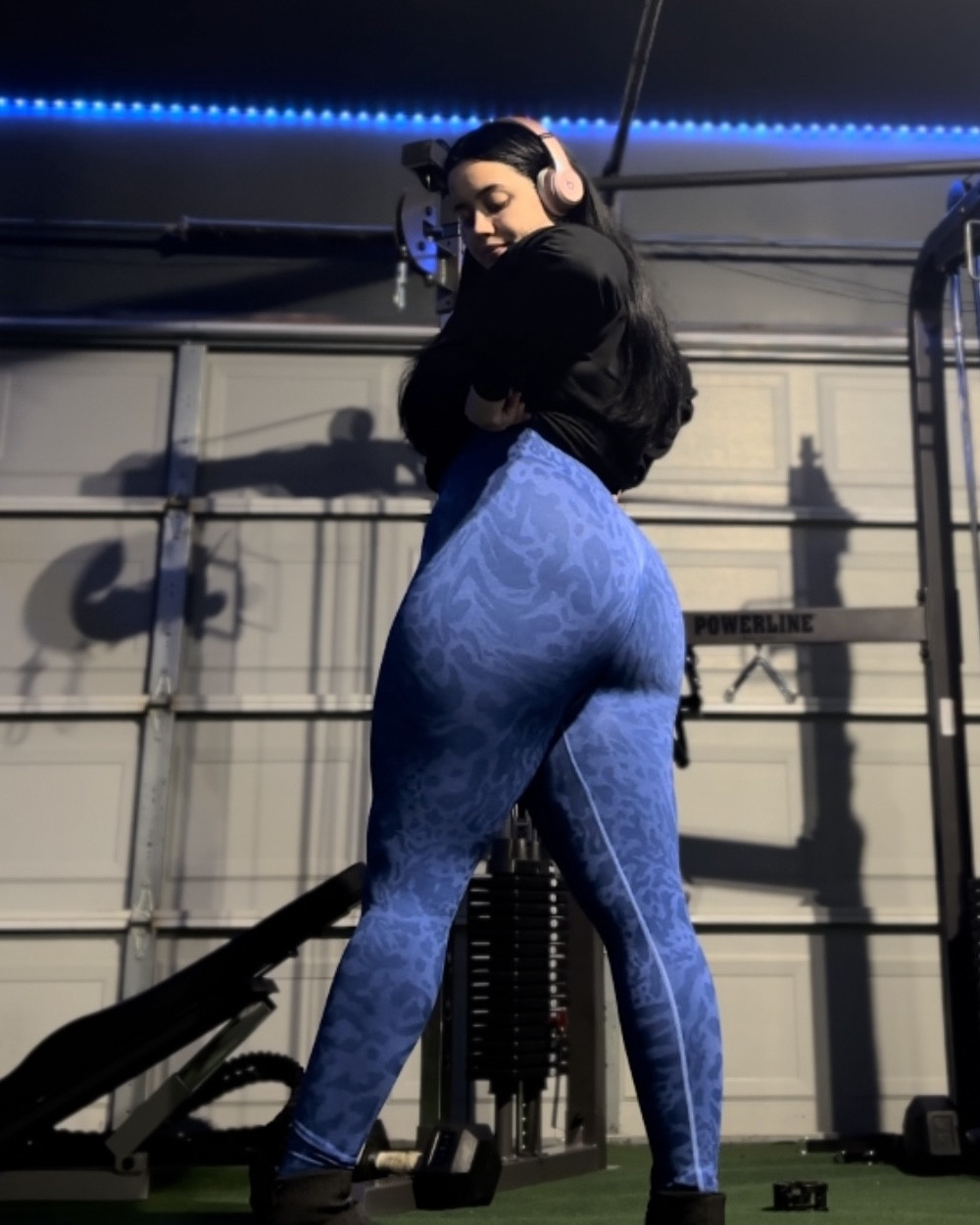 Adapt Safari Seamless Leggings. I usually wear a size Large but these are in Medium and still fit great! Pretty stretchy. 

#LTKmidsize #LTKfitness #LTKstyletip