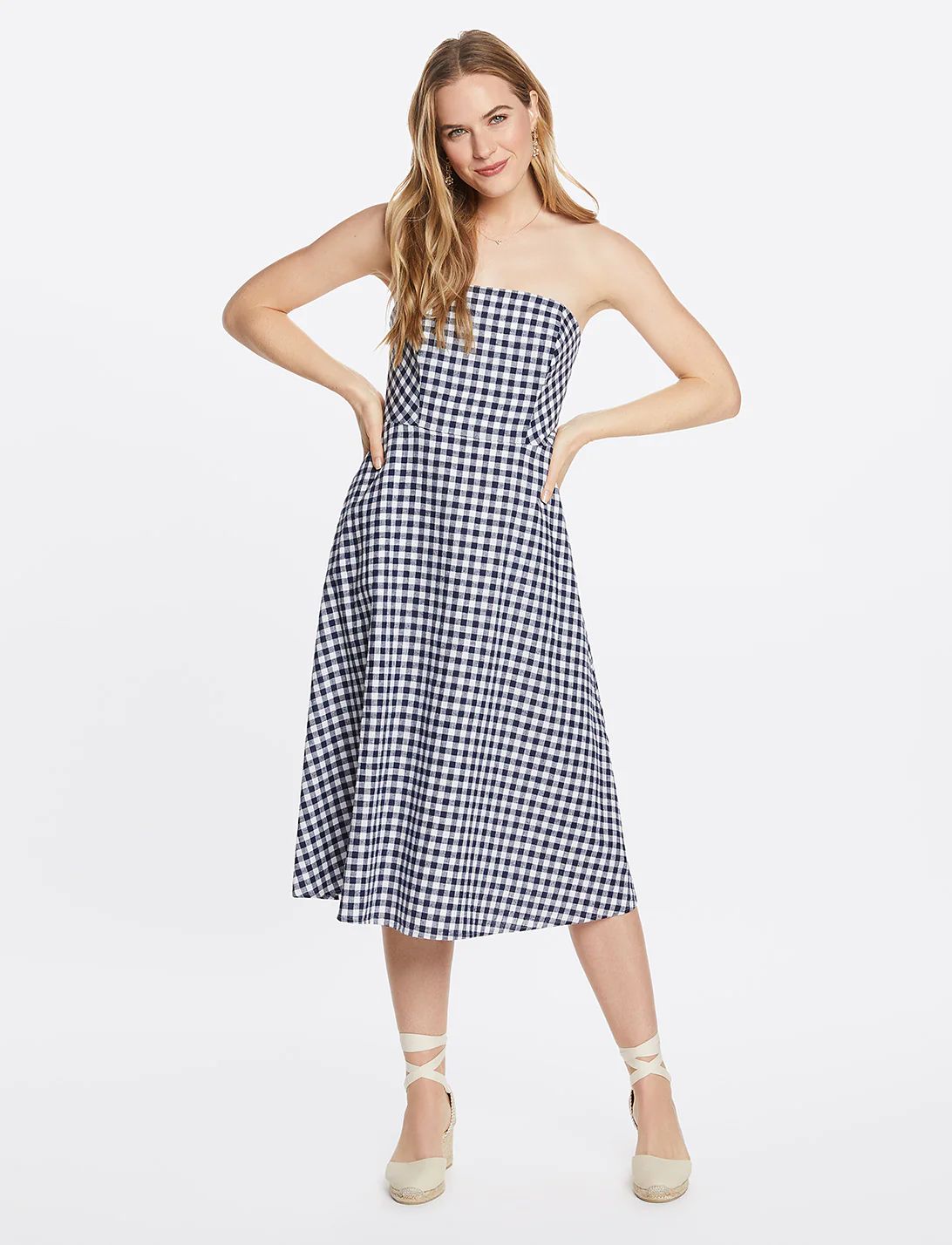 Gingham Strapless Midi Love Circle | Draper James (US)