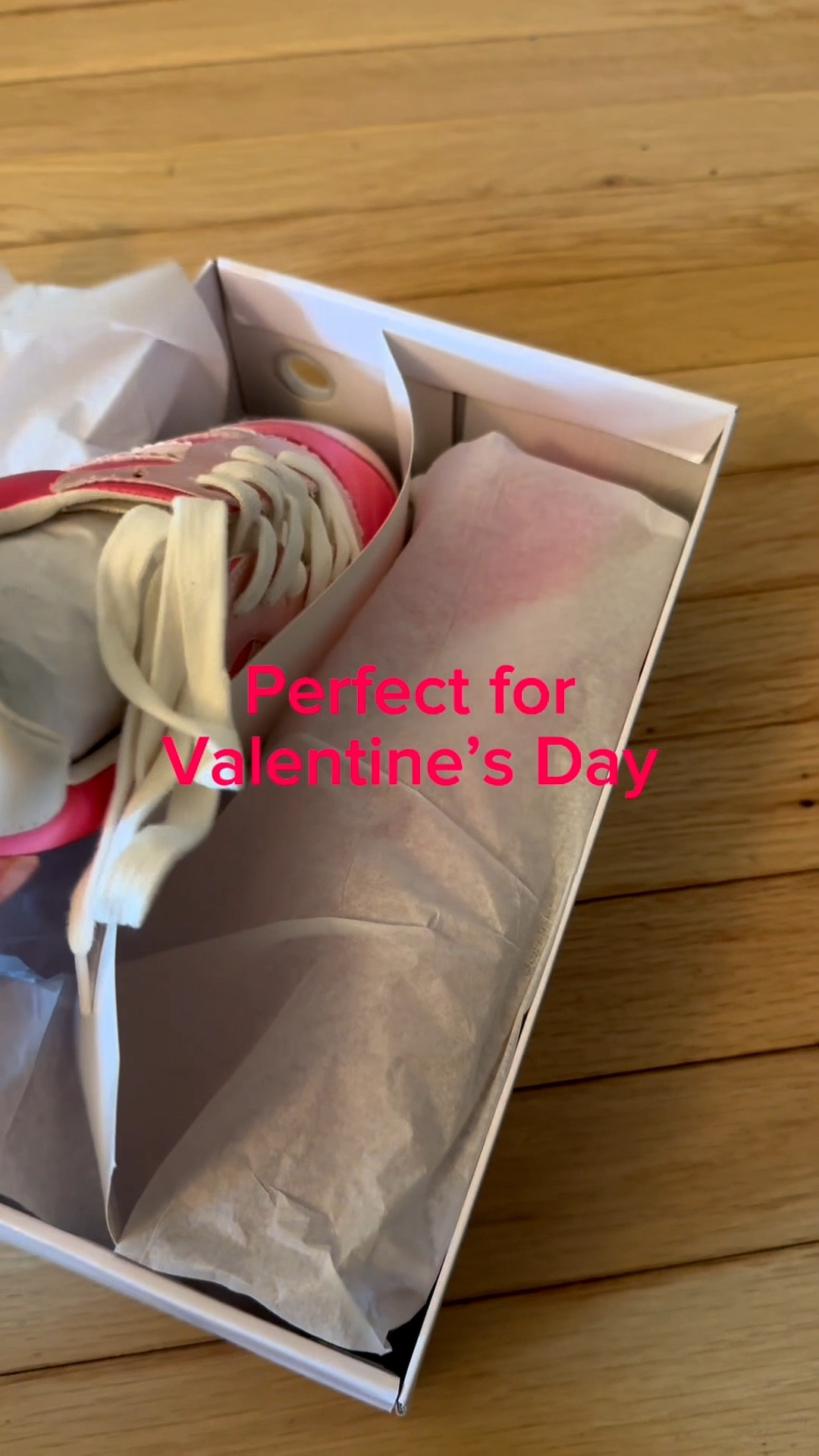 Hot pink but make it elevated 💗✨
These retro-inspired sneakers are giving cool girl off-duty meets sporty chic. The gum sole + white detailing makes them easy to style, and the pop of pink instantly levels up a basic outfit.

I’d wear these with:
• Straight leg jeans + a white tee
• Athleisure set + oversized sweatshirt
• Denim shorts + graphic tee
• Even a casual dress for a fun contrast

They’re comfy, statement-making, and the perfect way to add color without overthinking it. 💕

Linked in my LTK 🤍 #LTKStyle #PinkSneakers #EverydayStyle #CasualChic #AthleisureLook

#LTKValentine #LTKWorkwear