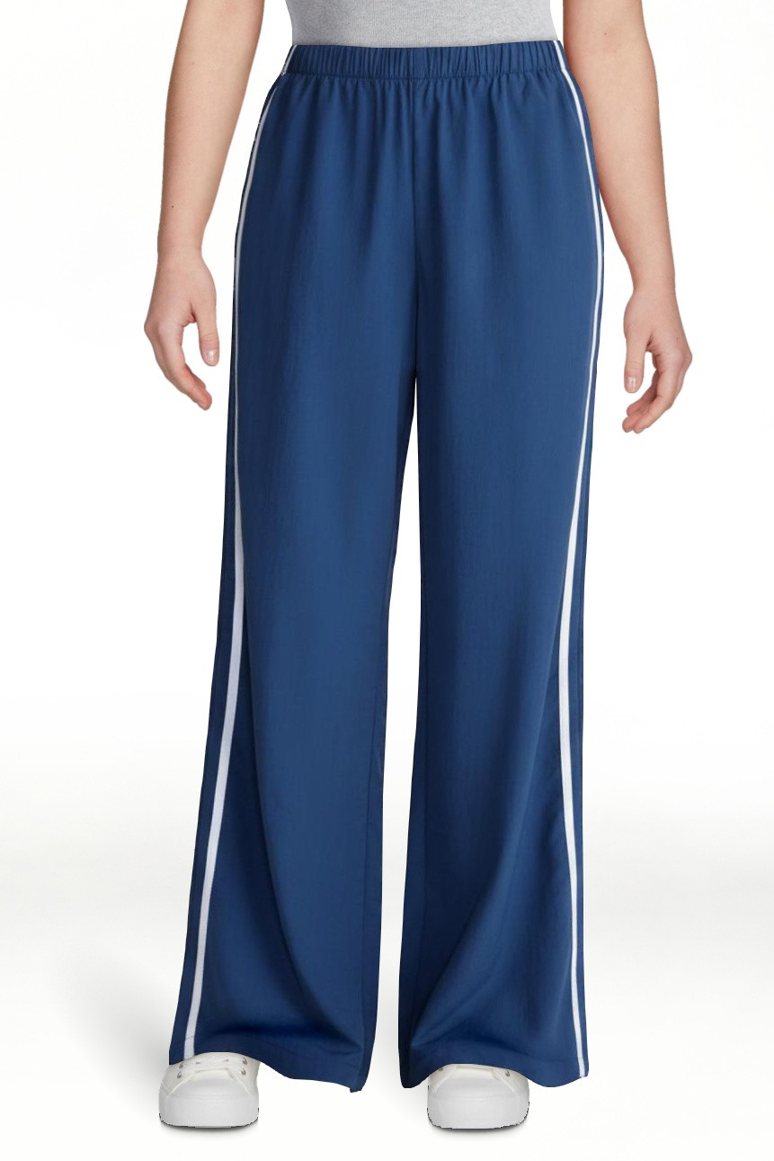 No Boundaries Nylon Game Day Track Pants, 30.5'' Inseam, Women's XXS-XXL | Walmart (US)