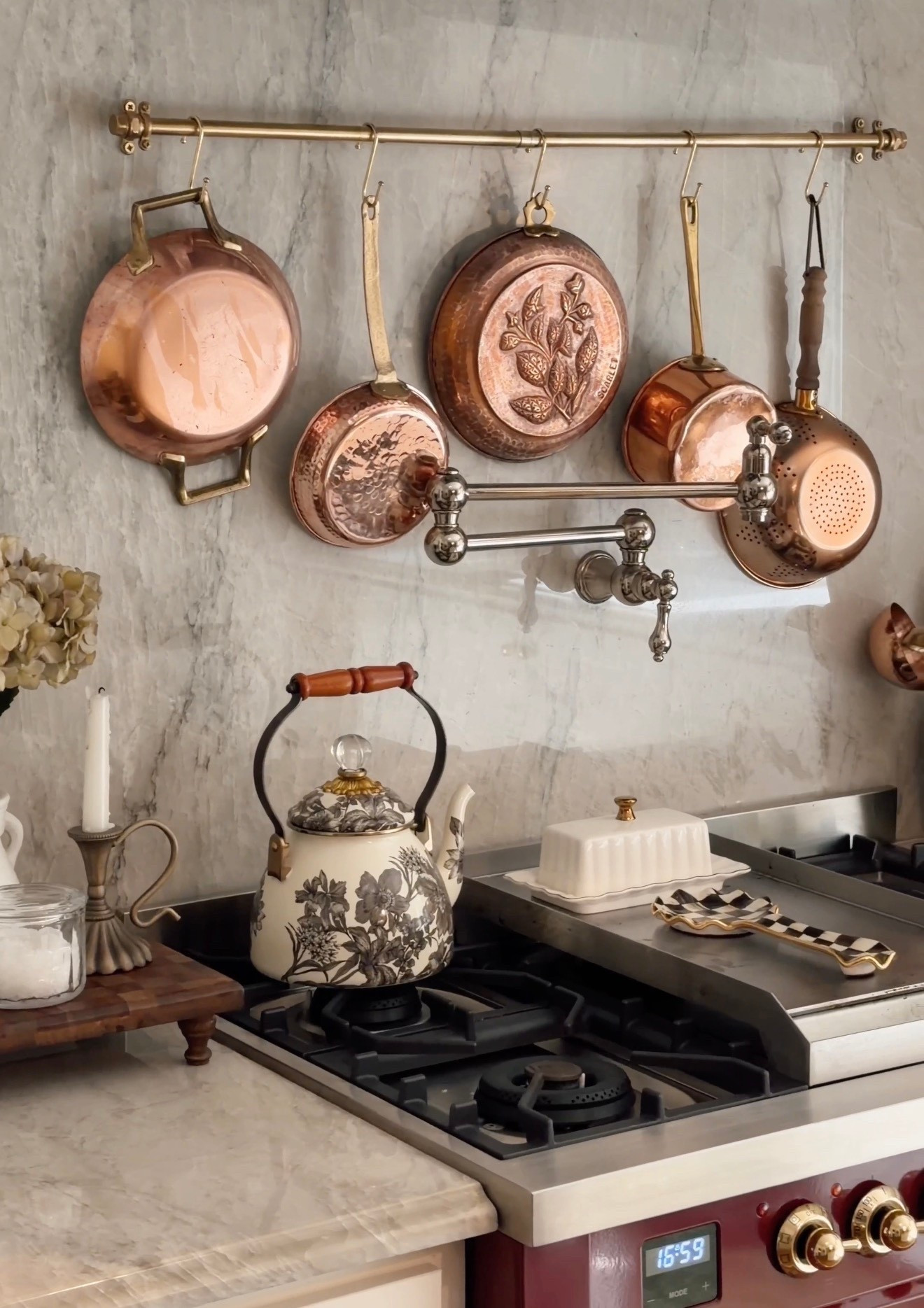 Copper pots and rail to hang them on! 