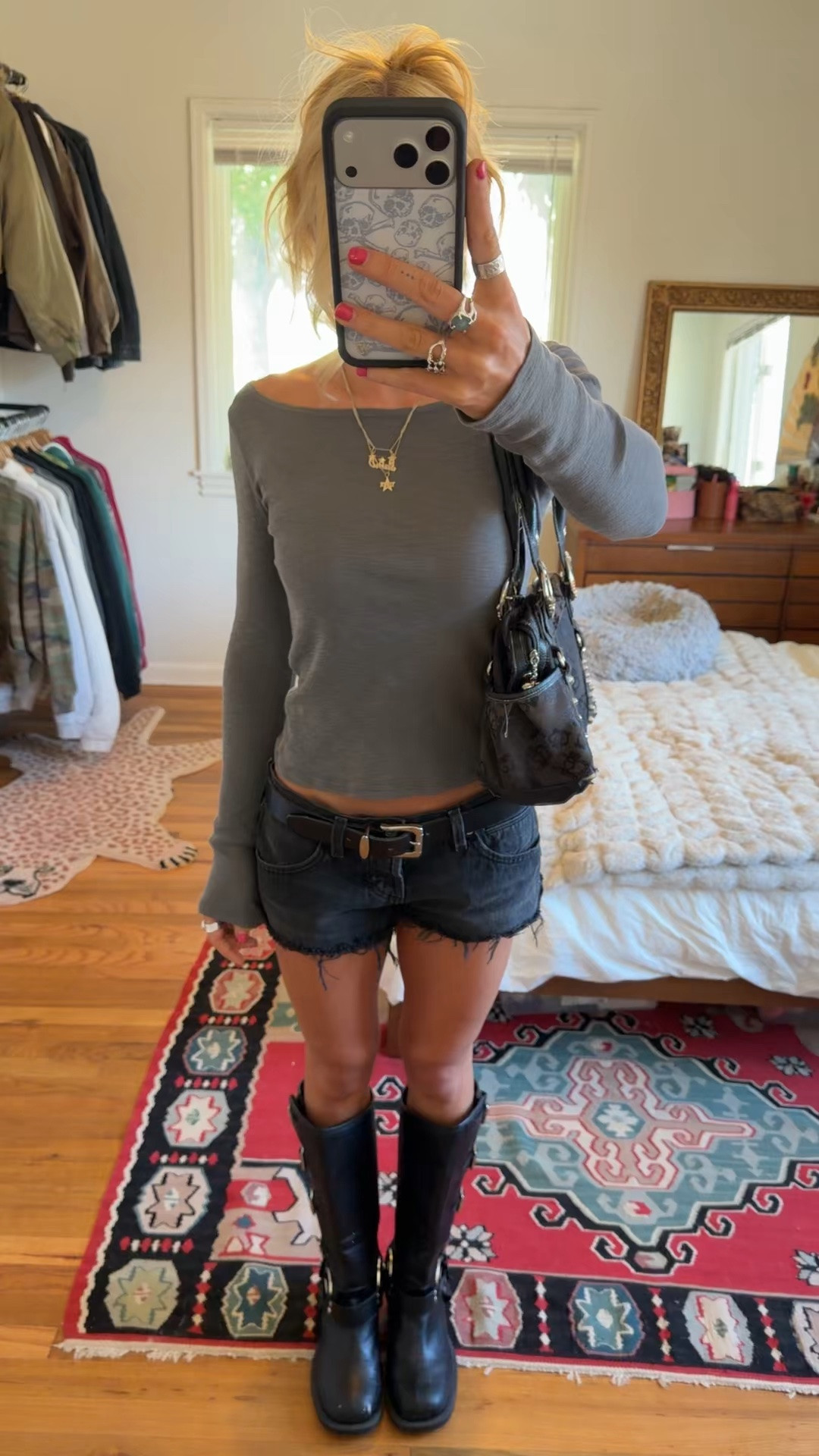 Outfit today! Shirt: Brandy Melville bag: Kathy Van Zealand belt: Calvin Klein thrifted￼

#LTKgrwm #LTKootd