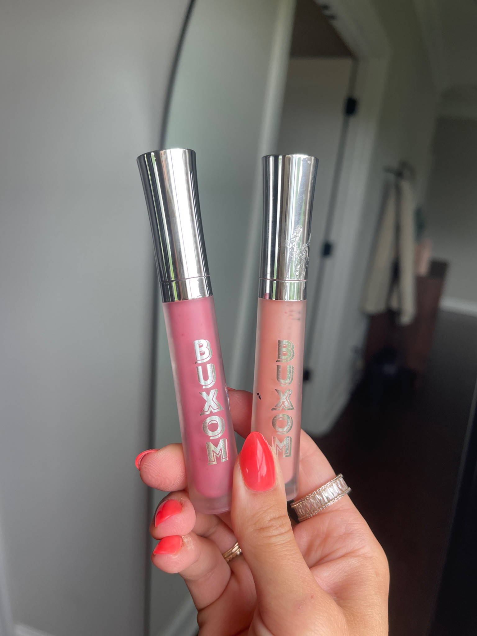 🫦 left: Dolly || right: White Russian

#LTKstyletip #LTKbeauty #LTKGiftGuide