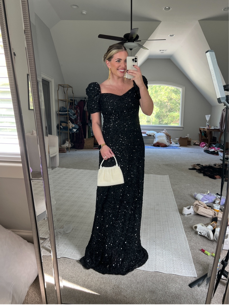 Black sparkle formal dress - sized up - to the L • Heels TTS • new pearl clutch bag purse 🤩 full length dress cocktail dress sequin dressformal gown size 8 wedding guest dress formal gown|


#LTKfindsunder100 #LTKHoliday #LTKwedding