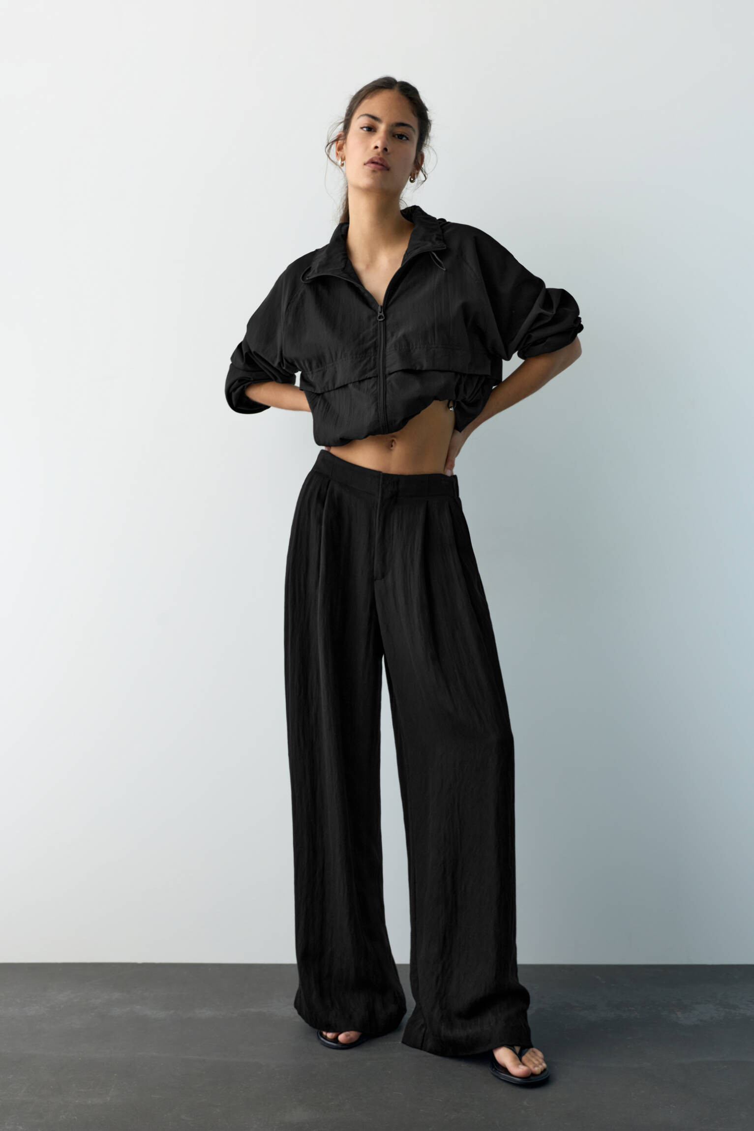 Darted smart trousers - Pull&Bear United Kingdom | PULL and BEAR UK