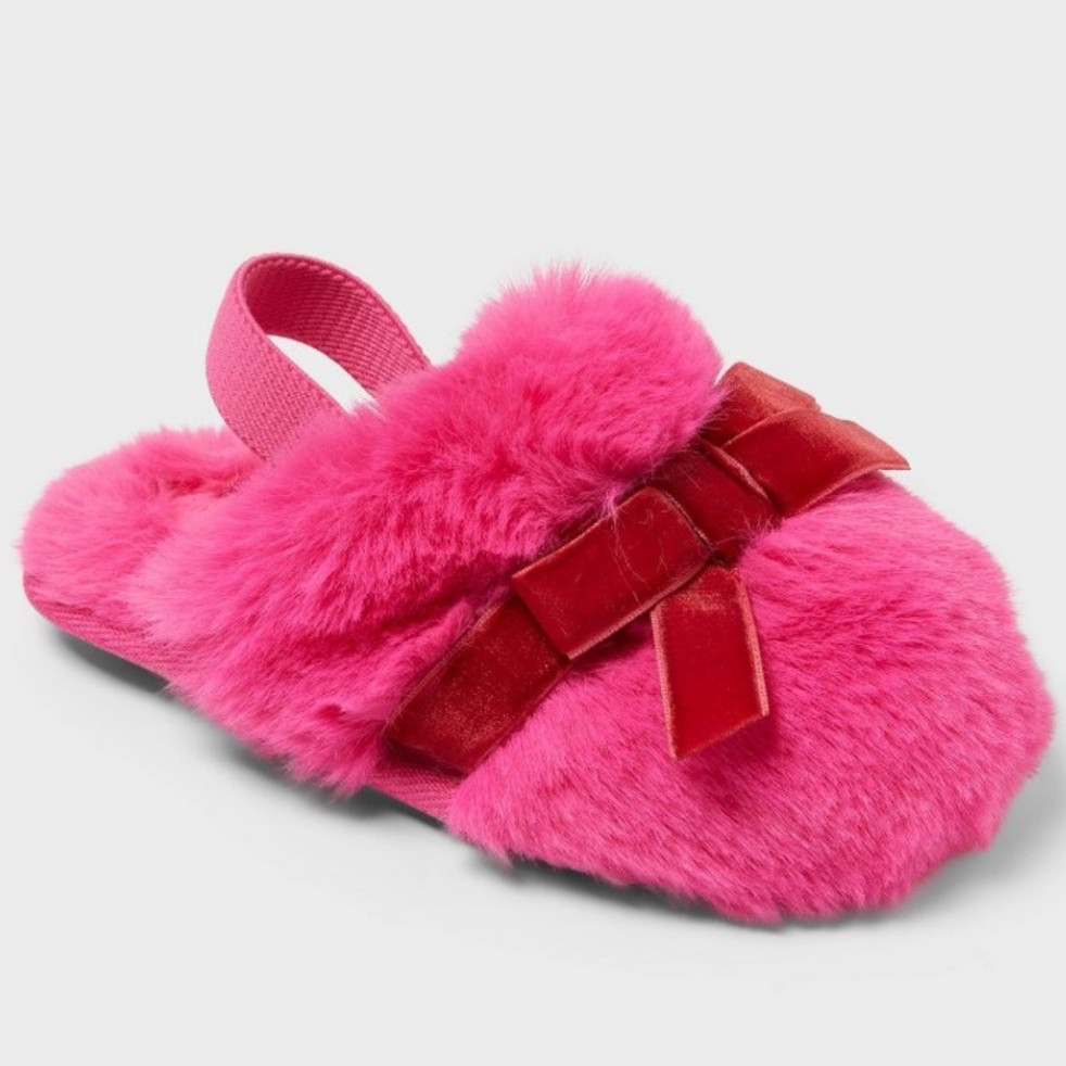 Just bought these slippers for my girl’s and me for the holidays!! Only $8 💕
baby slippers/ toddler slippers/ women slippers/ cozy slippers/ pink slippers/ target slippers/ holiday slippers/ pink christmas 

#LTKBaby #LTKHoliday #LTKKids