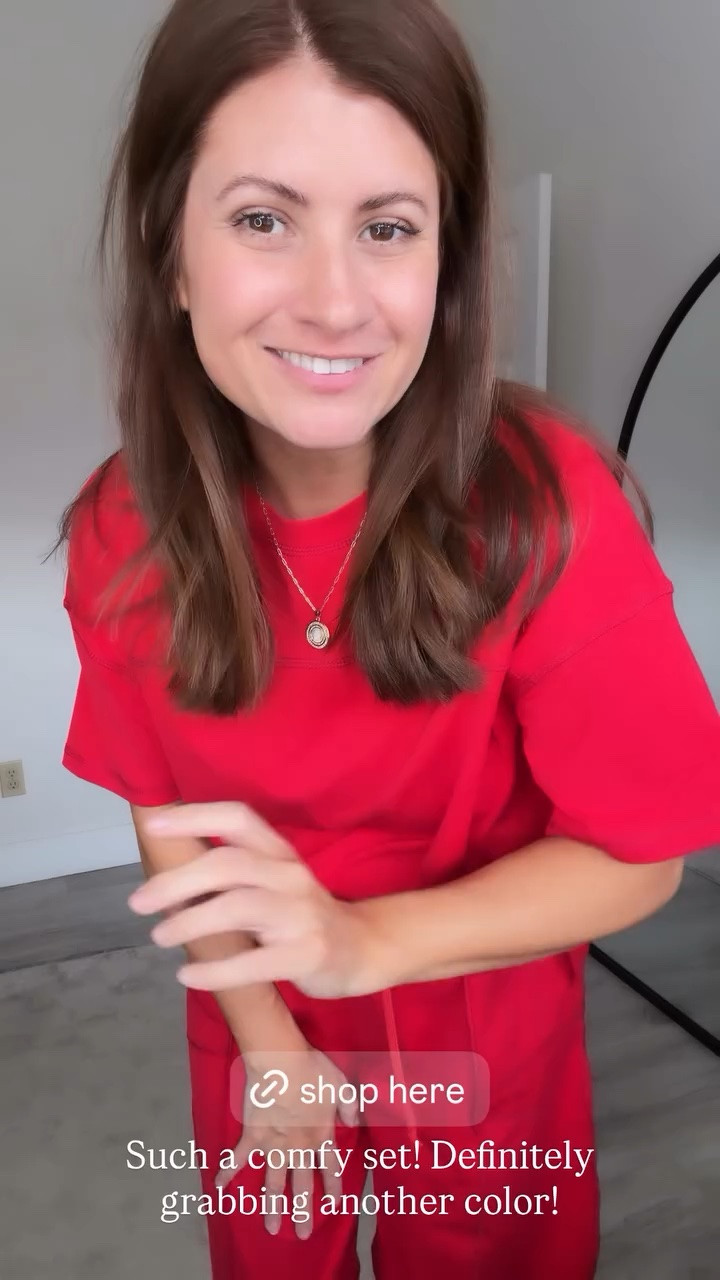 Such a comfy set! Definitely grabbing another color!