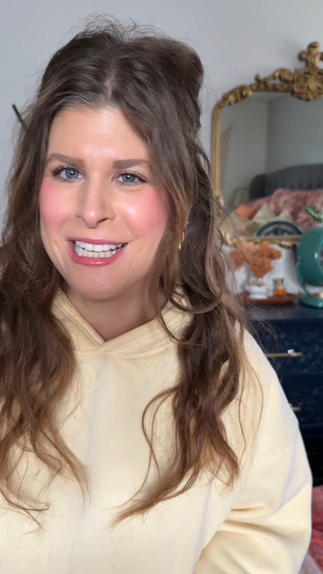 Love this fun & sparkly bag!



#LTKHoliday #LTKgrwm #LTKootd