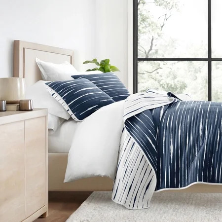 Lightweight Reversible Quilt Sets in Coastal Navy Horizon Patterned Coverlet for Full/Queen Size Beds by Comfort Canopy | Walmart (US)
