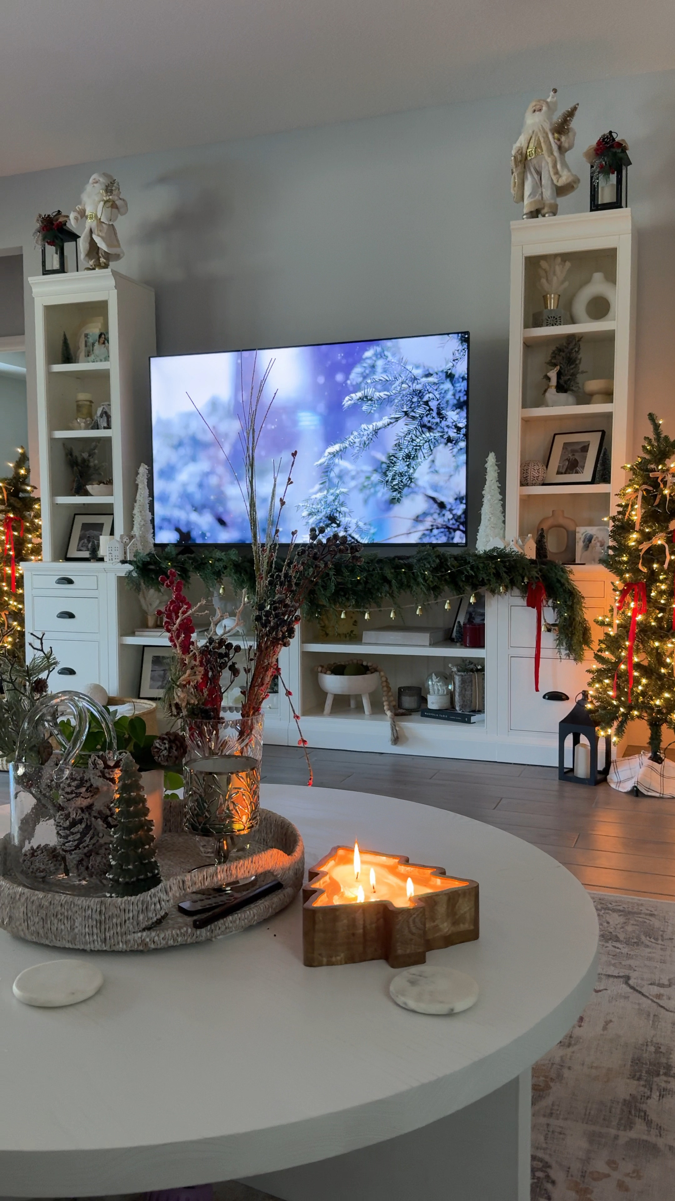 christmas tree xmas decor house home santa reindeer garland candle centerpiece deer lawn lights holiday festive 

#LTKSeasonal #LTKHome #LTKHoliday