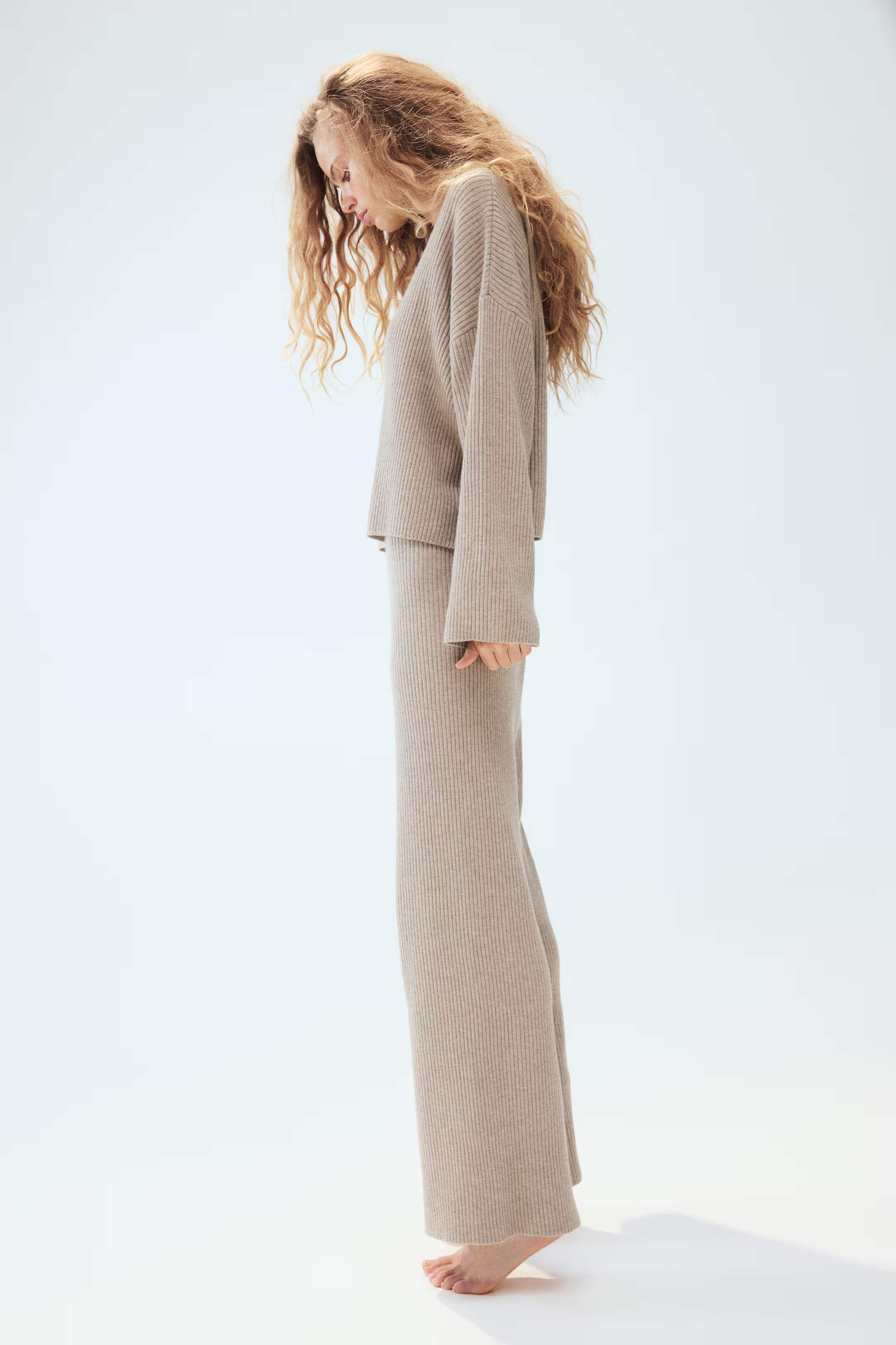 Wide rib-knit trousers - Beige marl - Ladies | H&M GB | H&M (UK, MY, IN, SG, PH, TW, HK)