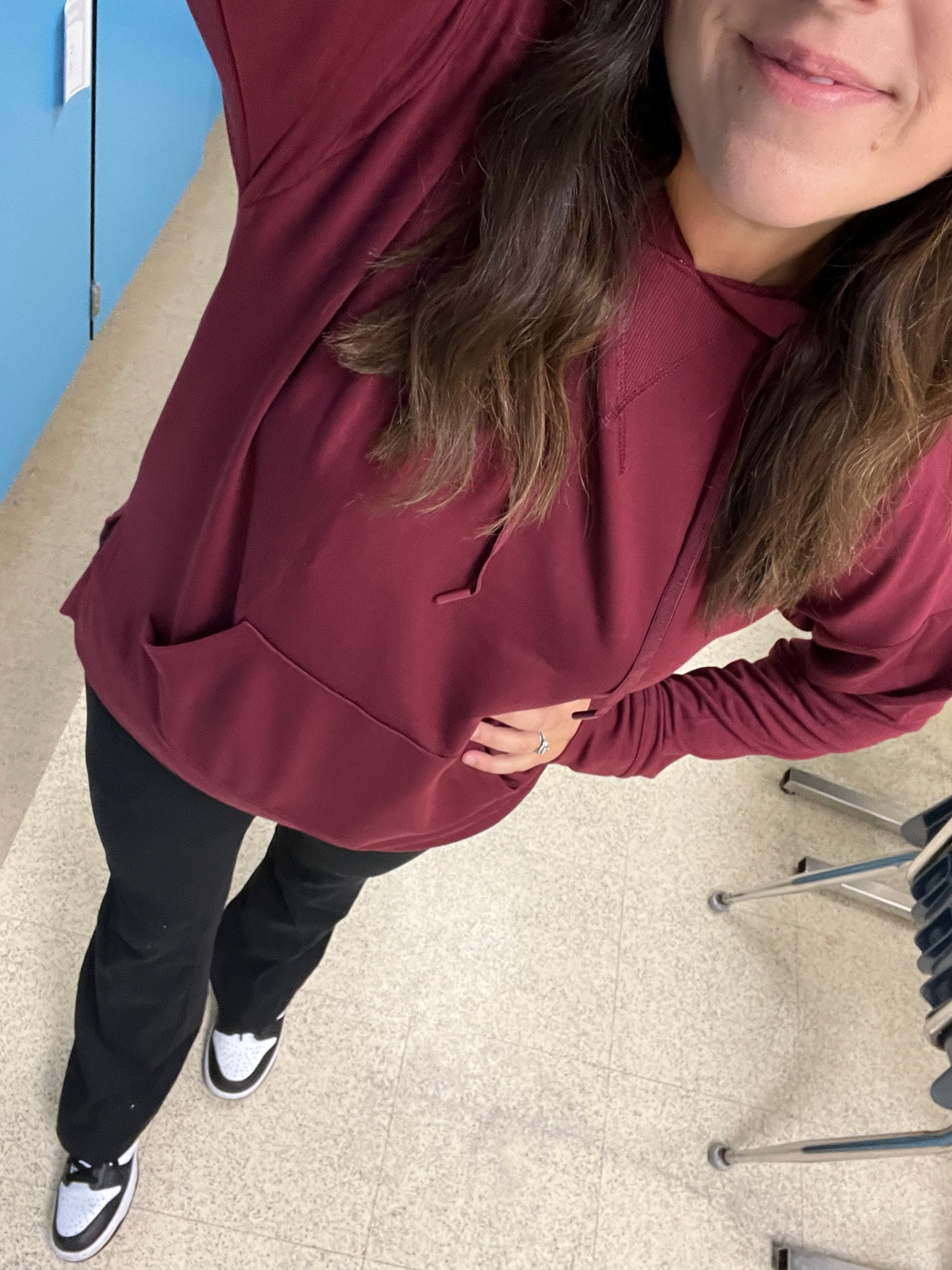 Warm up Wednesday at school today! These flares are soo good! And this hoodie is $9!! Plus my Panda Nike Dunks go with everything!! Teacher style 🤍