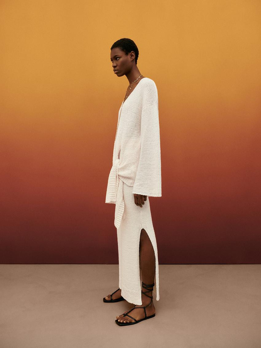 Flat leather sandals - Limited Edition | Massimo Dutti US