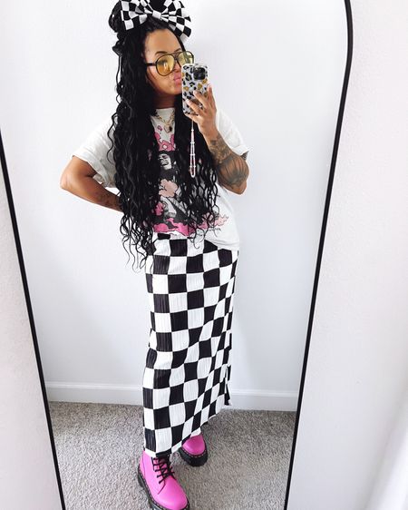 sharing links for the oversized bow, pink Docs, & sunnies (the skirt is Dressed in LaLa & the top is old sold out H&M) 🩷🏁

#LTKStyleTip #LTKSeasonal #LTKShoeCrush
