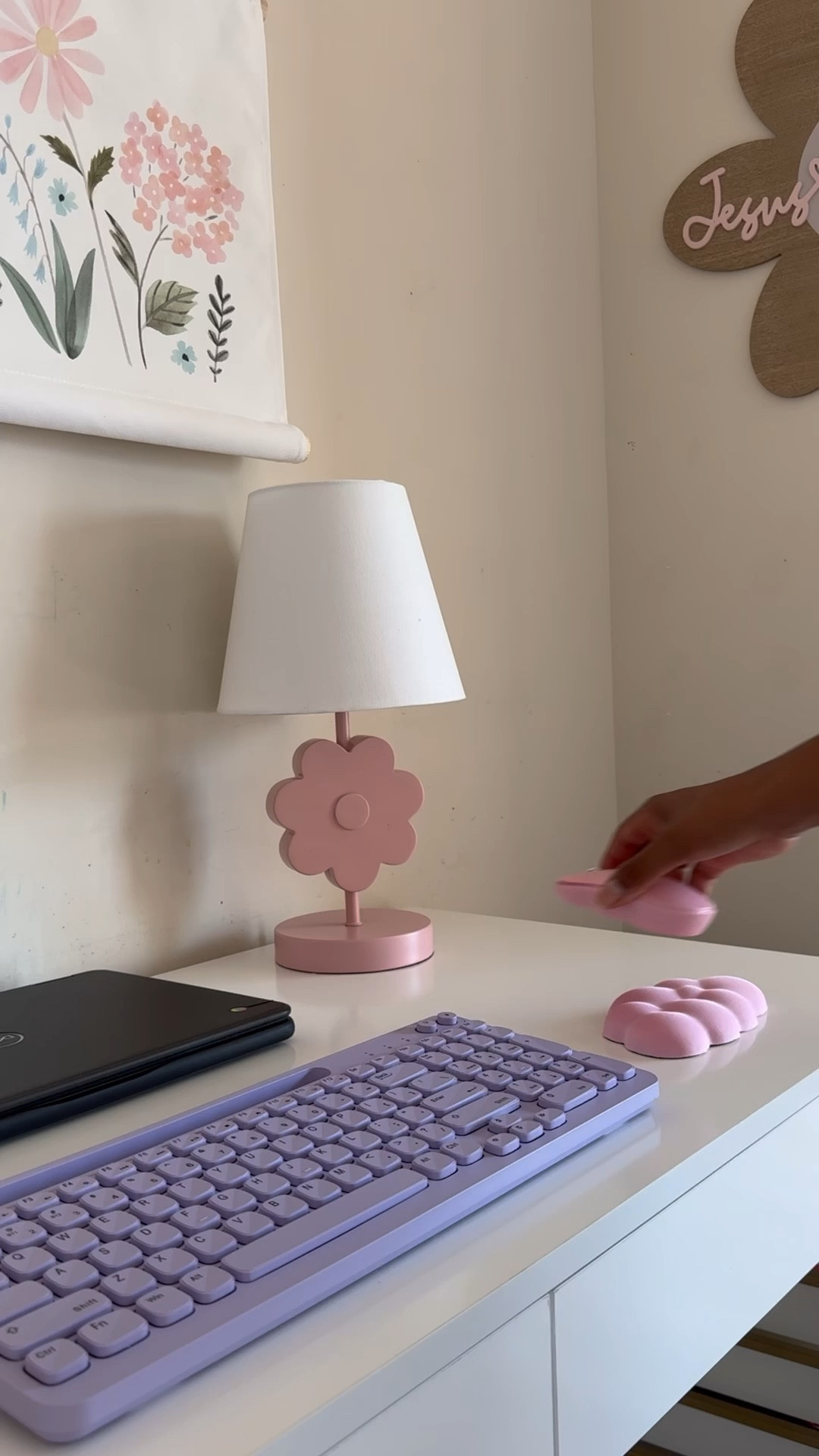 #ad laptop accessories #targetpartner #LaptopAccessories #BacktoSchool #BacktoCollege #liketkit #target @target 

#LTKFamily #LTKKids #LTKHome