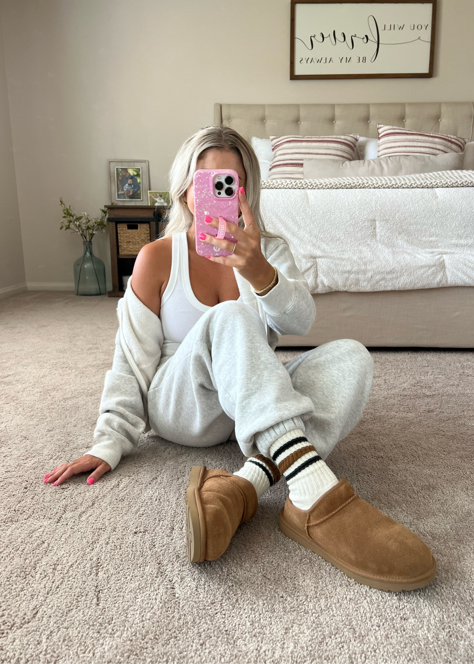 Fall comfy outfit 
Abercrombie set size xs
Ugg slippers tts
Slouchy socks 

#LTKfindsunder100 #LTKshoecrush #LTKfindsunder50