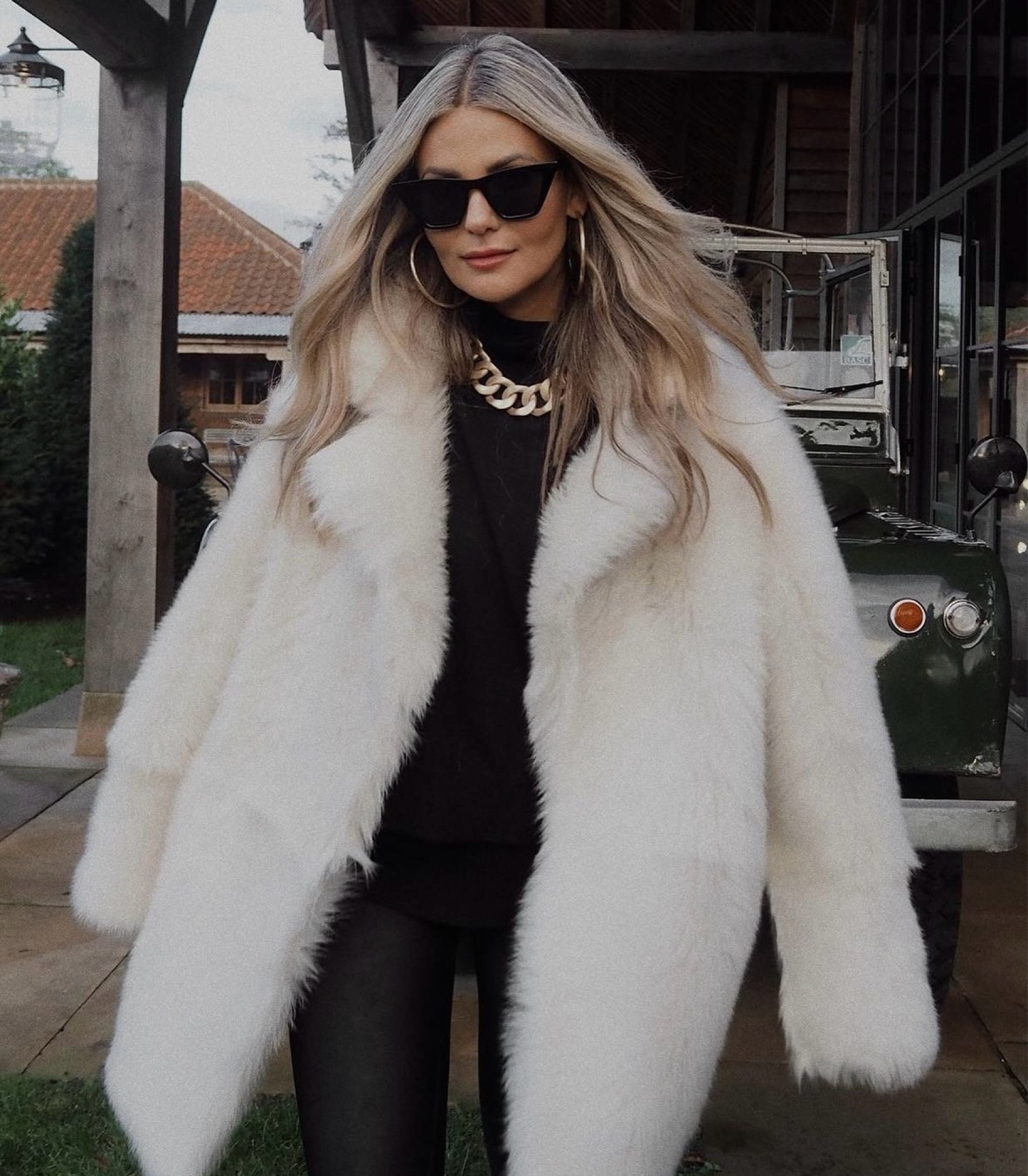 A shearling jacket is a must-have piece for autumn/winter! 

#LTKautumn #LTKeurope #LTKluxury