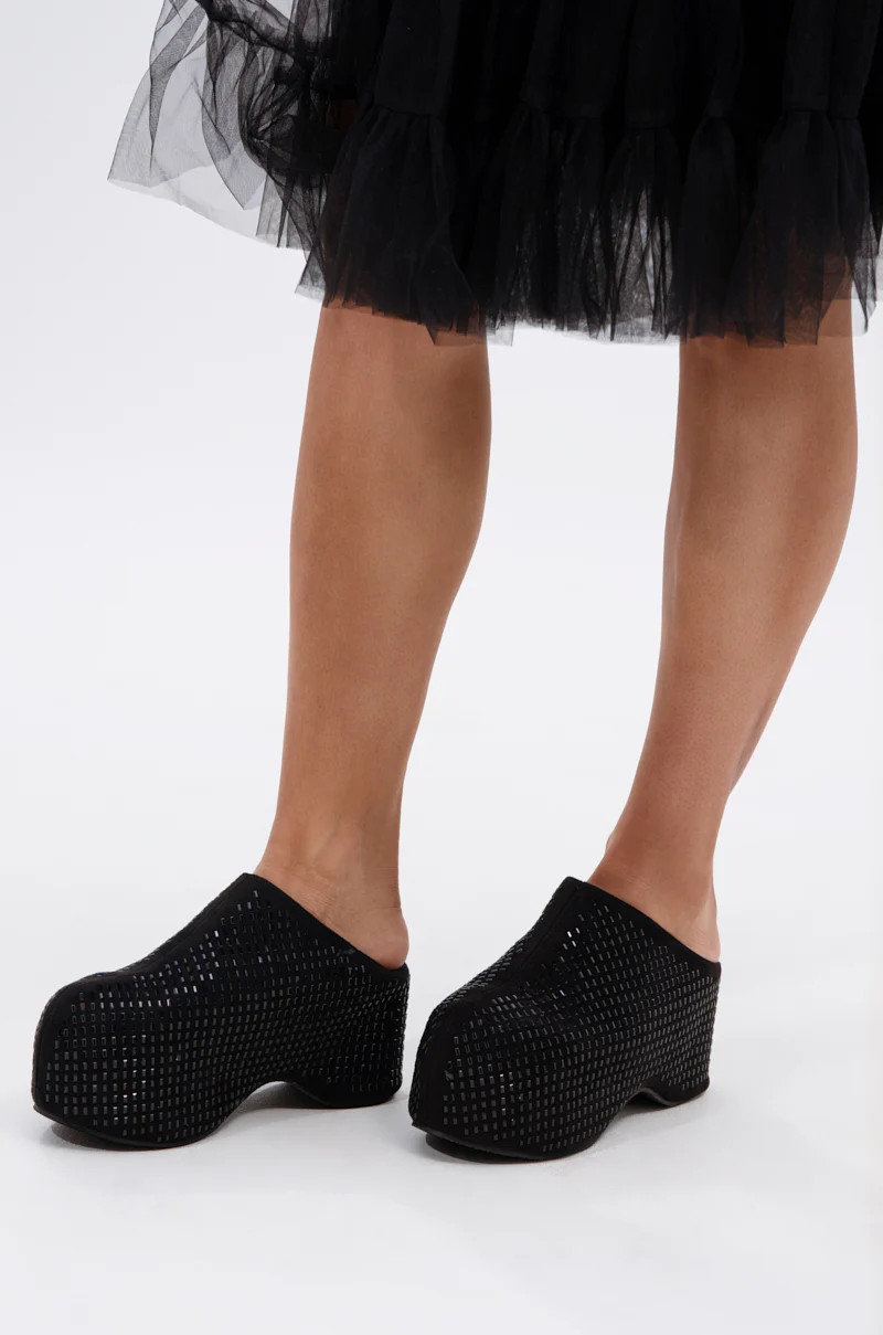AZALEA WANG ROMESCO BLING FLATFORM CLOG IN BLACK | AKIRA