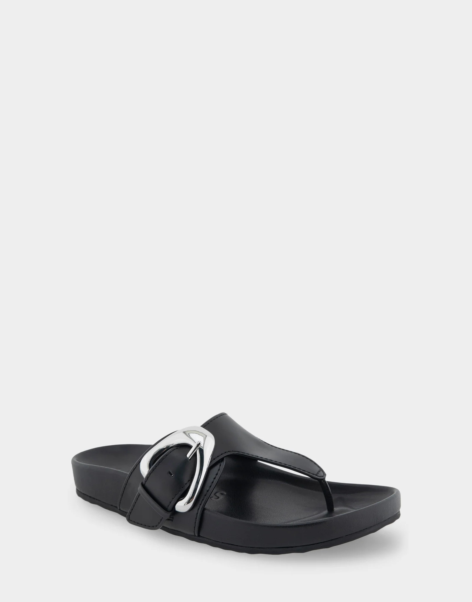 Women's Oversized Buckle Molded Footbed Thong Sandal in Black Leather | Aerosoles