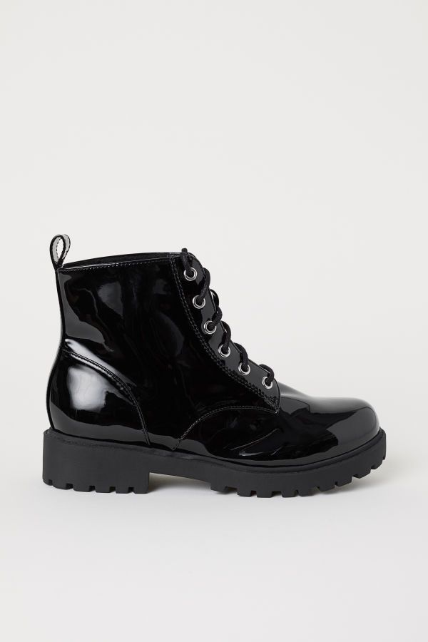 Boots with teddy lining | H&M (DE, AT, CH, DK, NL, NO, FI)