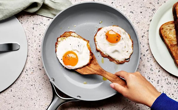 Ceramic Cookware Set | Nonstick Pots & Pans Set | Non-Toxic | Caraway | Caraway