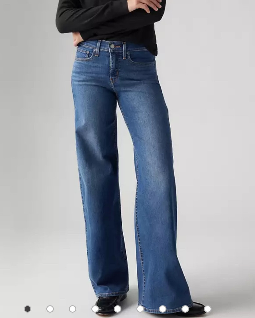 these Levi’s are currently on sale - great stretch & comfortable. Also love the wash of these 👖

They are the 318 Shaping wide leg for women.

Levi’s | jeans | denim | wide leg | mid rise | medium wash | medium strech | sale | discount | holiday | gift | mom 

#LTKSaleAlert #LTKmomlife #LTKFindsUnder50