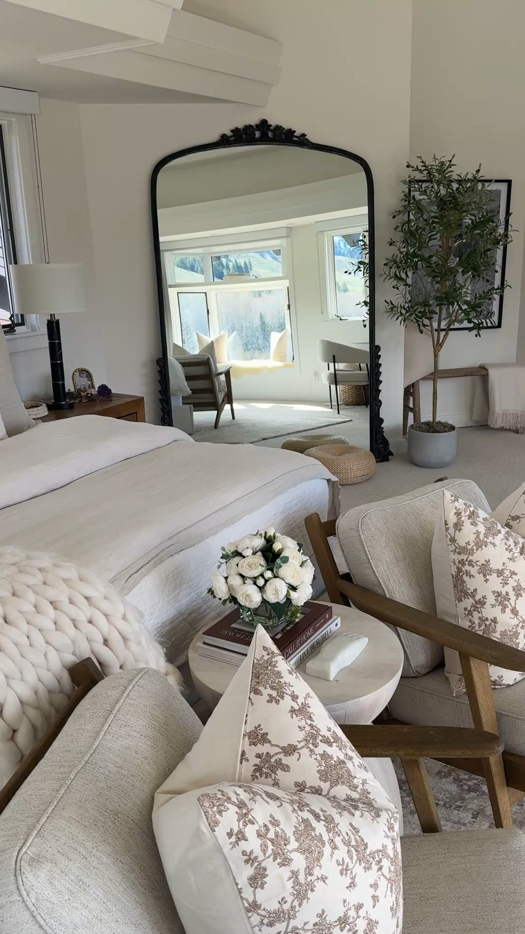 Cozy neutral bedroom 🛏️

Bedding
Home Decor
Non-toxic

#LTKHome