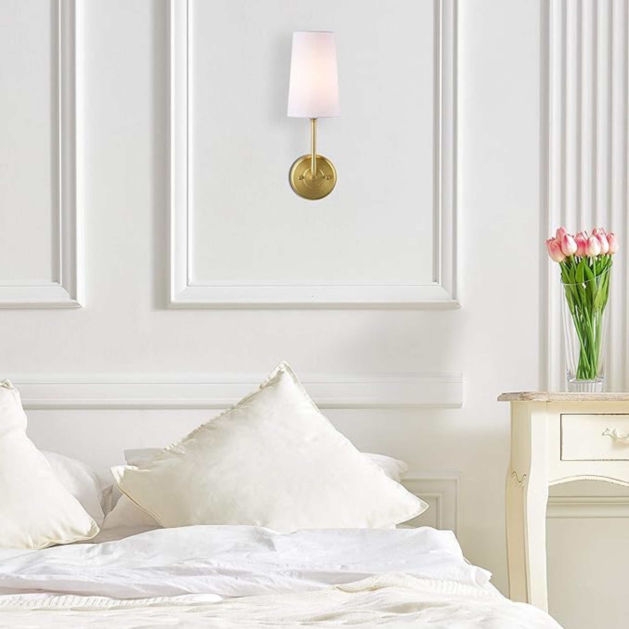 Gold Wall Sconce #gold #sconce #wallsconce #lighting #homedecor #interiordesign

#LTKhome #LTKstyletip #LTKfindsunder100