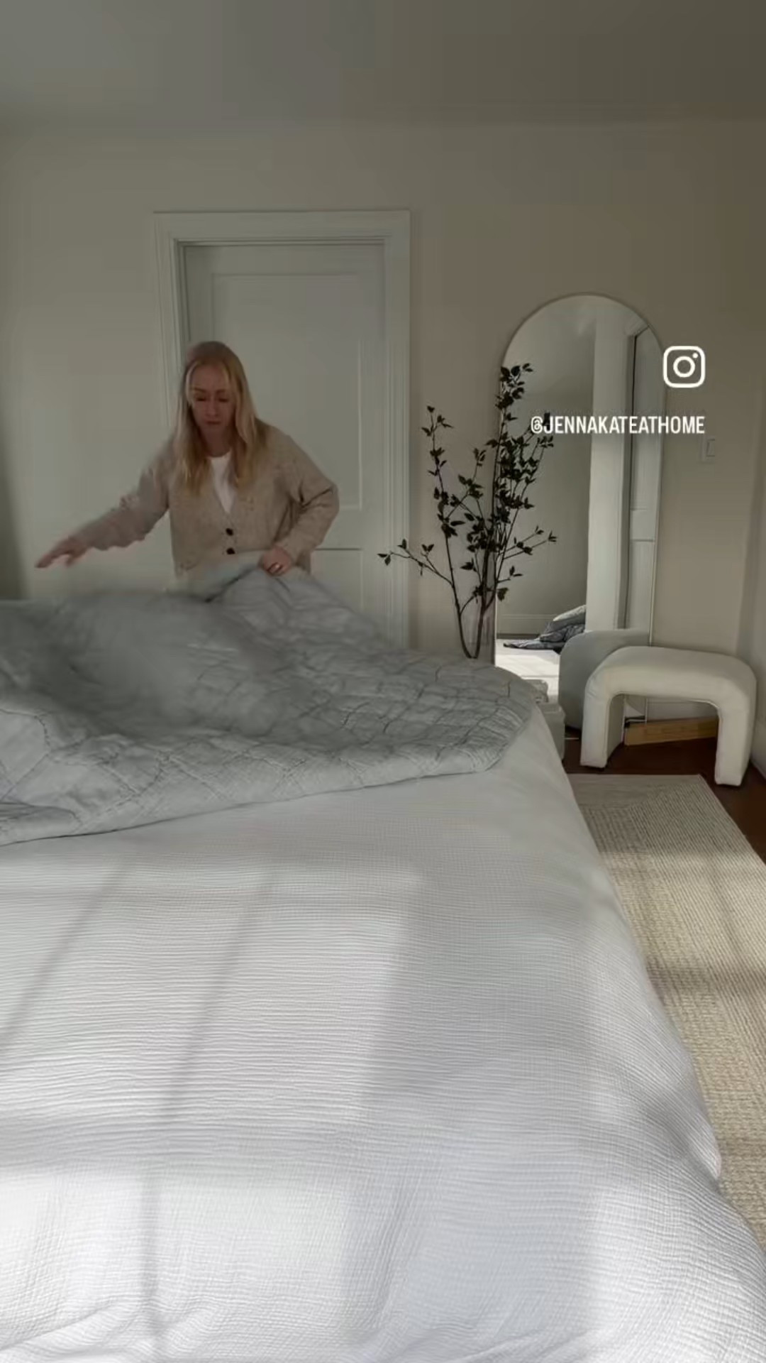 Here’s exactly how I cozied up some bedding in my home for the colder months. I love how these ideas turned out! Everything linked here!

#LTKHome