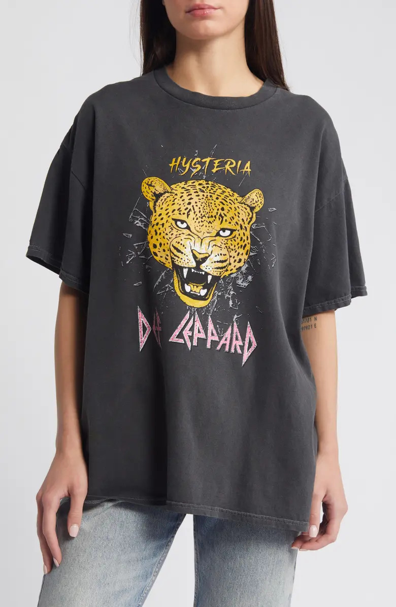 Def Leppard Hysteria Oversize Graphic T-Shirt | Nordstrom