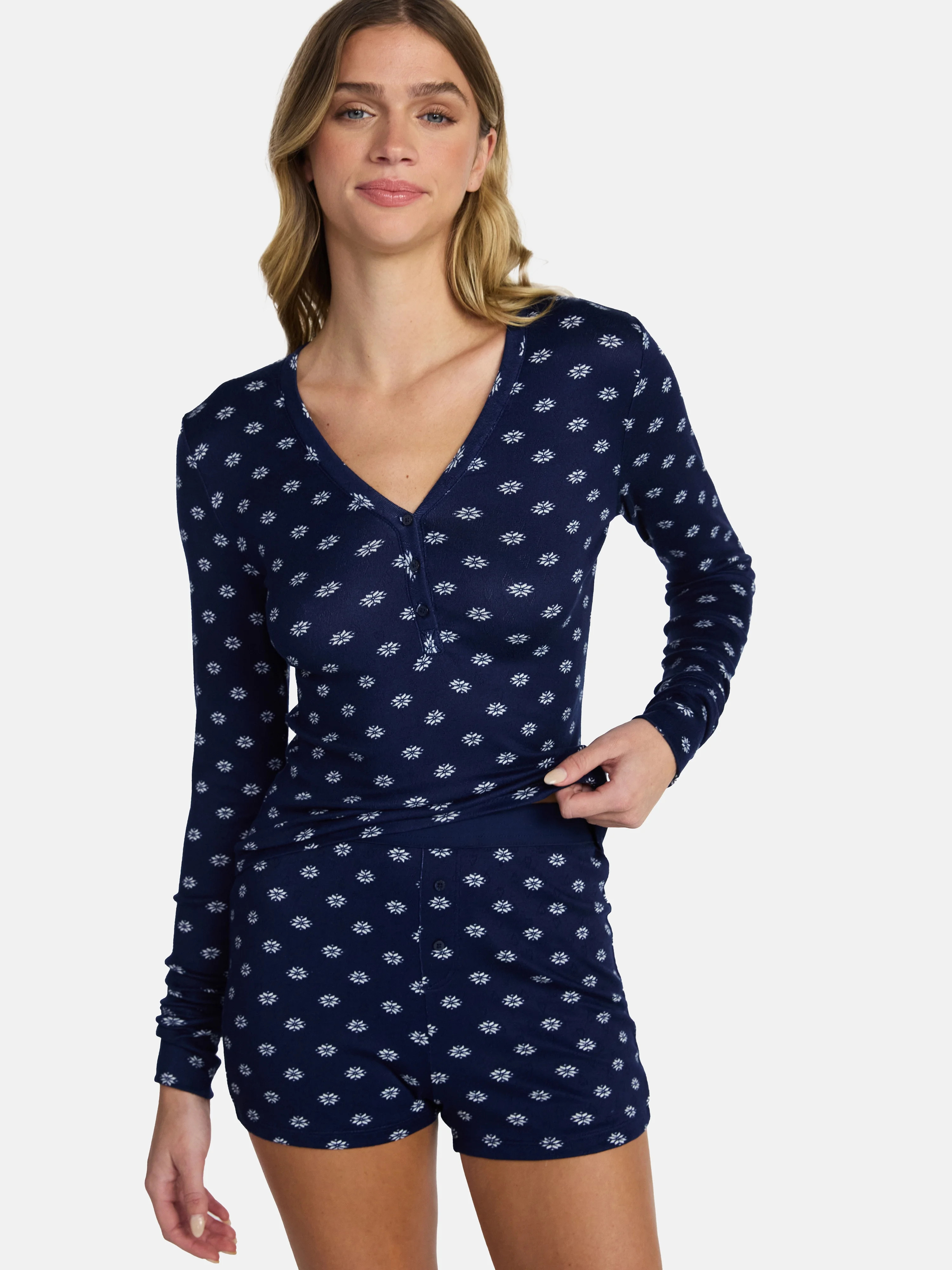 No Boundaries Giftable Henley Sleep Top and Shorts with Socks Set, 3-Piece, Women's | Walmart (US)