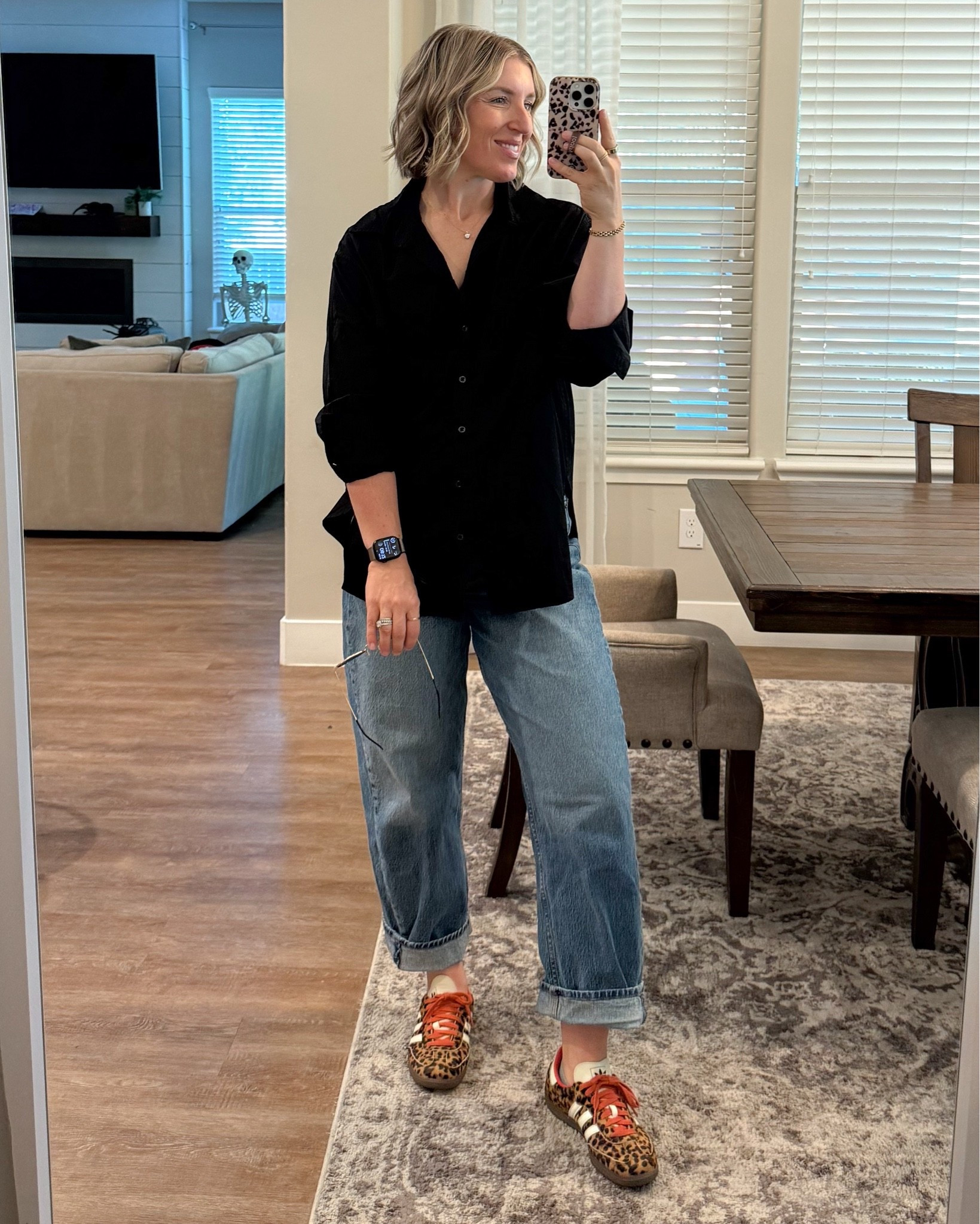 Black oversized button down doing the MOST!!! This outfit was comfortable x1929383 🫶🏼