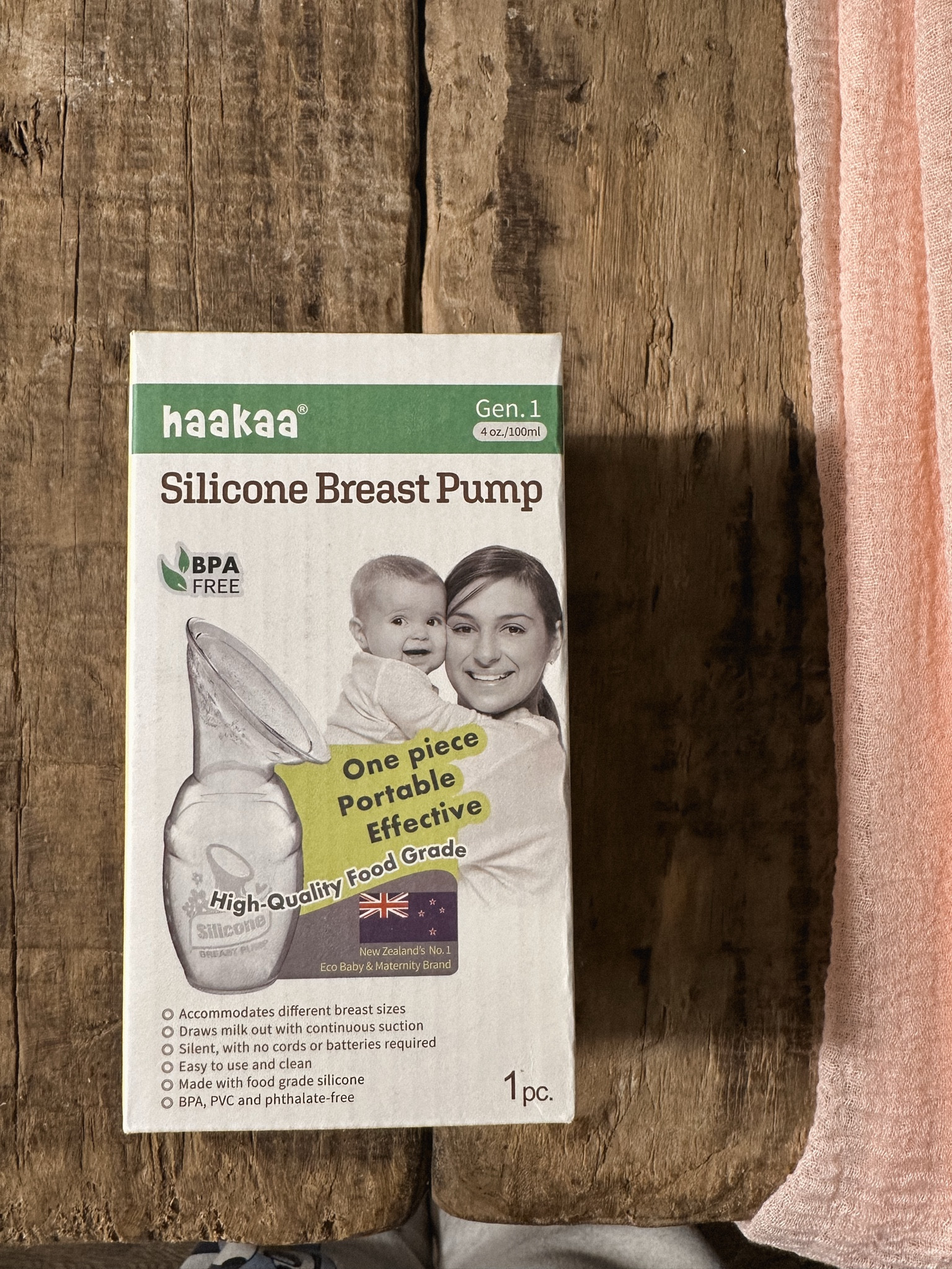 The literal best companion for nursing 🤍 

#nursing #baby #breastpump #manualbreastpump #haakaa #breastfeedingg

#LTKBump #LTKBaby