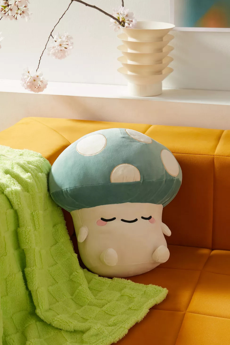 Smoko Mushroom Mochi Plushie | Urban Outfitters (US and RoW)