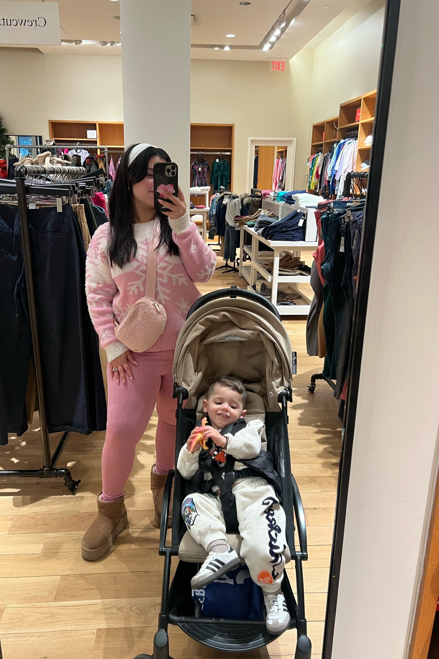 Leggings are old zara so I’ve linked some similar options here 🩷

#LTKmidsize #LTKHoliday #LTKSeasonal