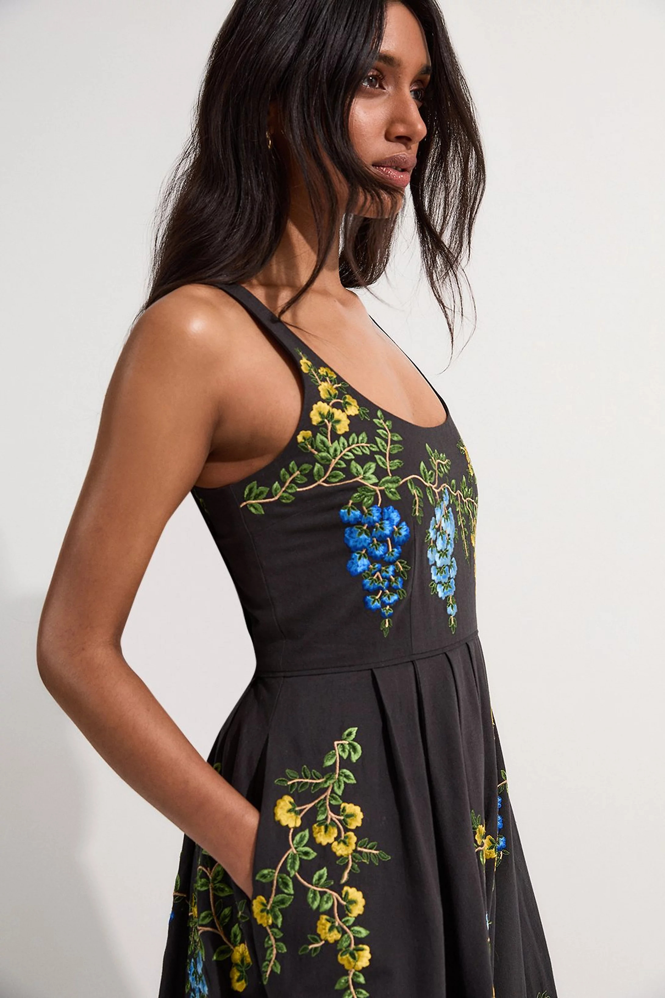 Petite Floral Embroidered Cotton Linen Woven Prom Dress | Karen Millen | Karen Millen UK + IE + DE + NL