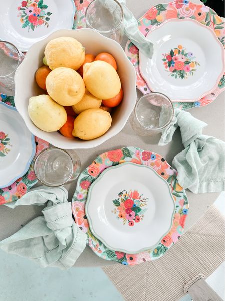 Garden party melamine dishes 💗
Use code MAGGIE20 for 20% off any Rifle Paper Co product 