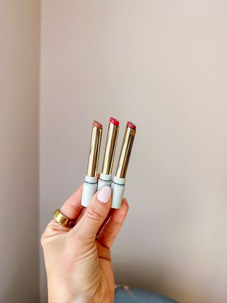 New lip lineup from Ravie. Dahlia is my new favorite every day color! This applies like a lip balm, but looks like a lipstick.


#LTKfindsunder100 #LTKbeauty