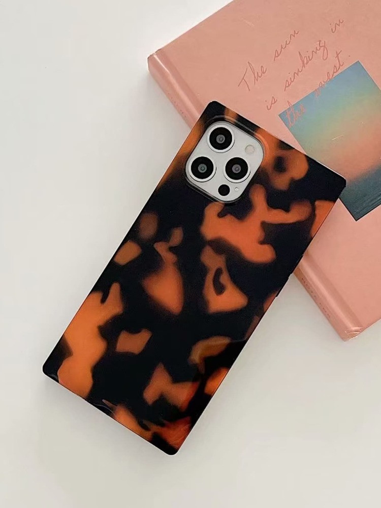 Graphic Phone Case | SHEIN