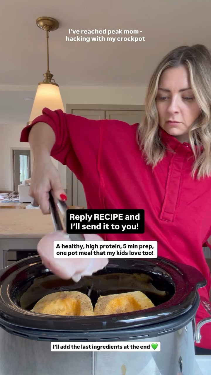 I’ve reached peak mom - hacking with my crockpot  I’ll add the last ingredients at the end 💚 A healthy, high protein, 5 min prep, one pot meal that my kids love too! Reply RECIPE and I’ll send it to you!