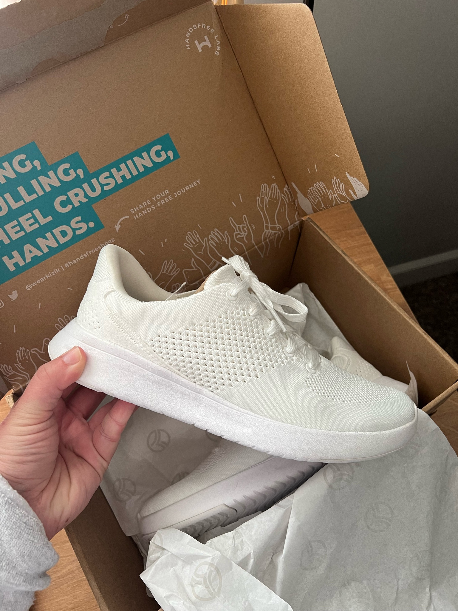 White Kizik Lima
Size: 9.5W

#LTKstyletip #LTKworkwear #LTKBacktoSchool