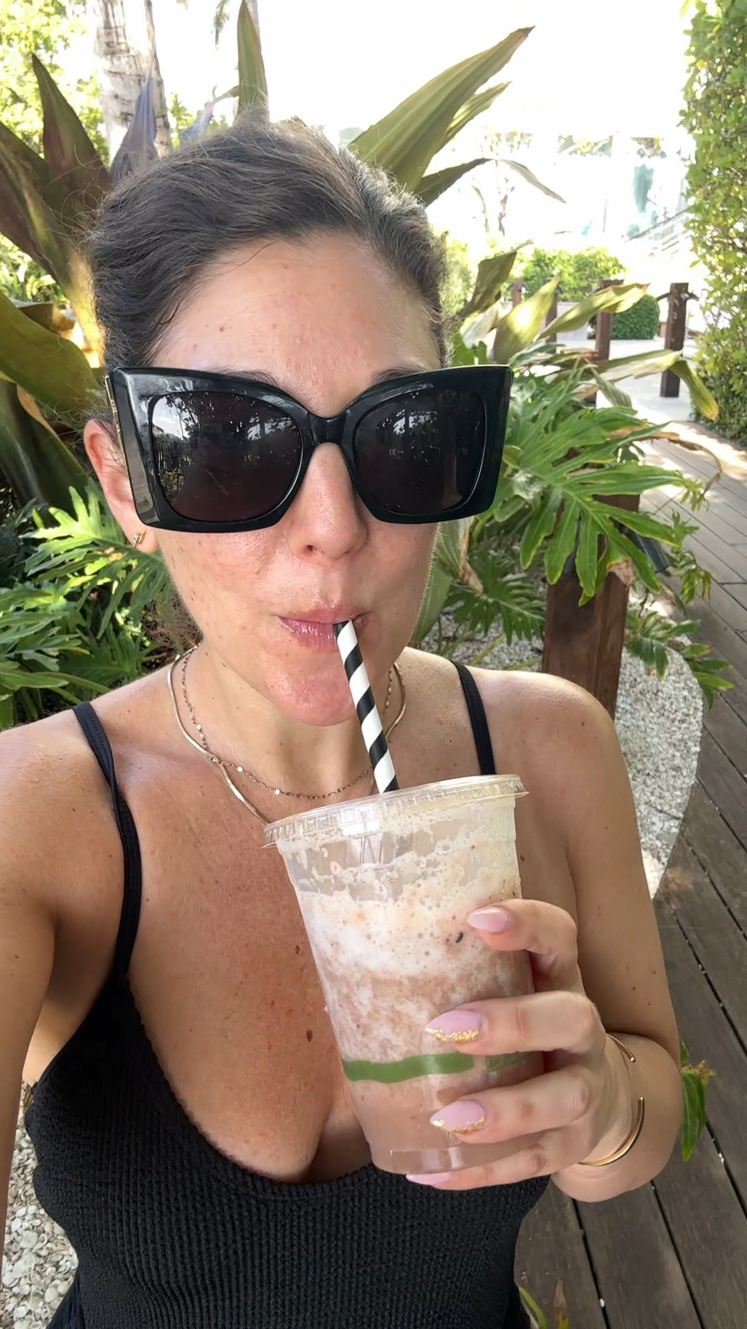Another day another smoothie and walk in the sun ☀️this weekend has been the best!

#LTKmorningroutine #LTKfitnessgoals #LTKTravel