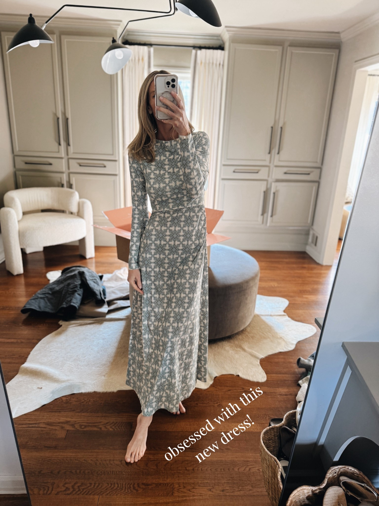 Size small! Keeping for spring and spring breaks / events 